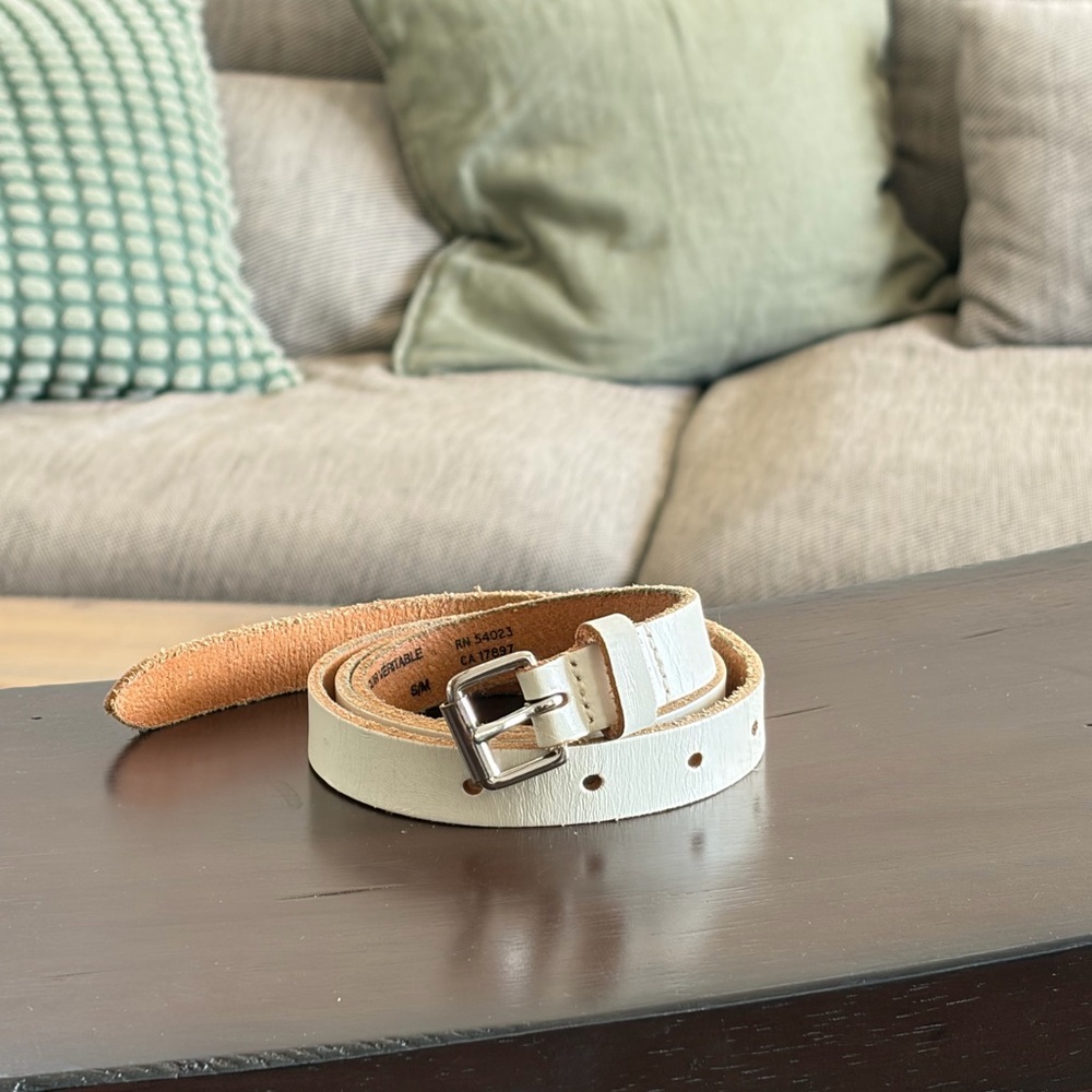 Classic Narrow White Leather Belt